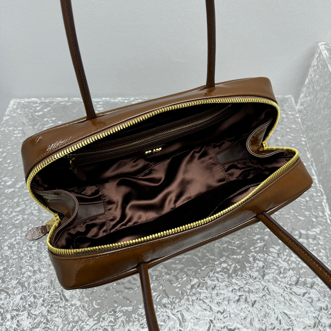 ＭＩ ＭＵ BEAU NAPLAK PATENT LEATHER BAG PALISANDER