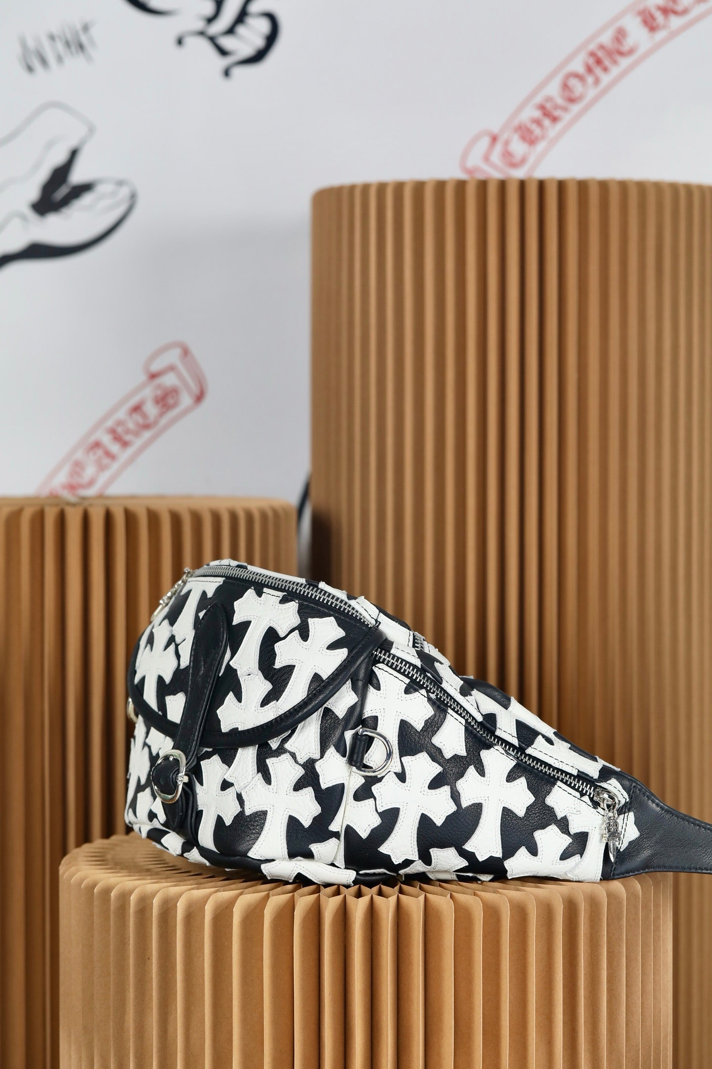 ＣＨＲＭ ＨＲＴＳ WHITE CROSS PATCH SNAT PACK BLACK