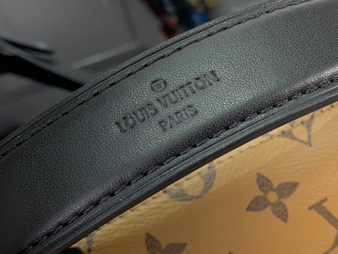 ＬＳ ＶＴＴＯＮ SIDE TRUNK MINI BRONZE/BLACK