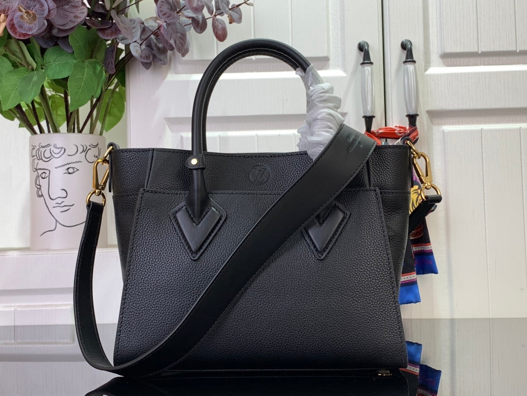 ＬＳ ＶＴＴＯＮ ON MY SIDE PM BLACK