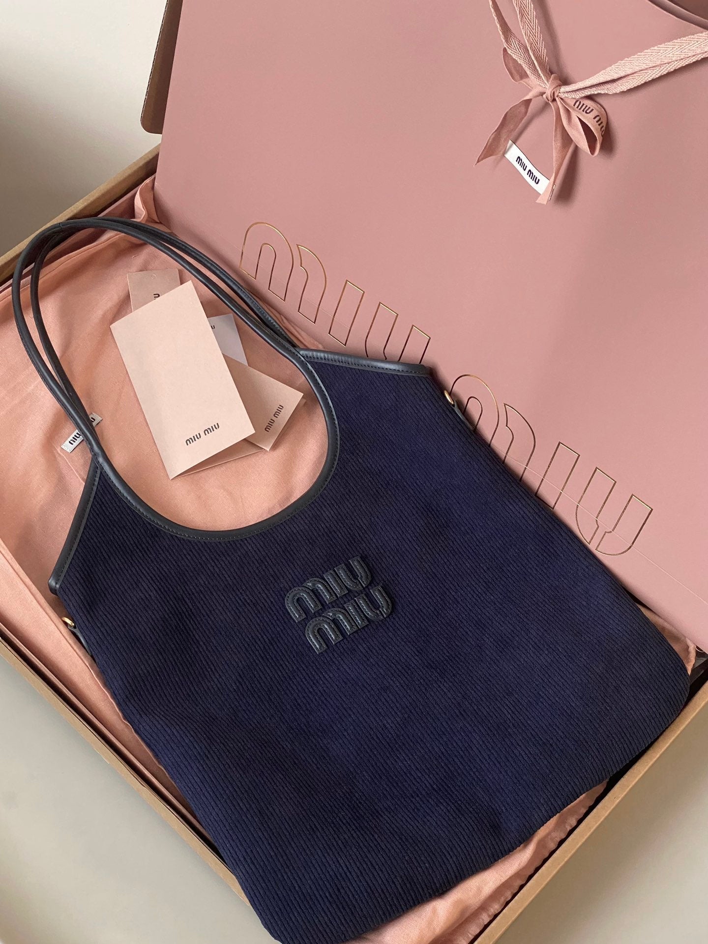 ＭＩ ＭＵ IVY CORDUROY BAG NAVY