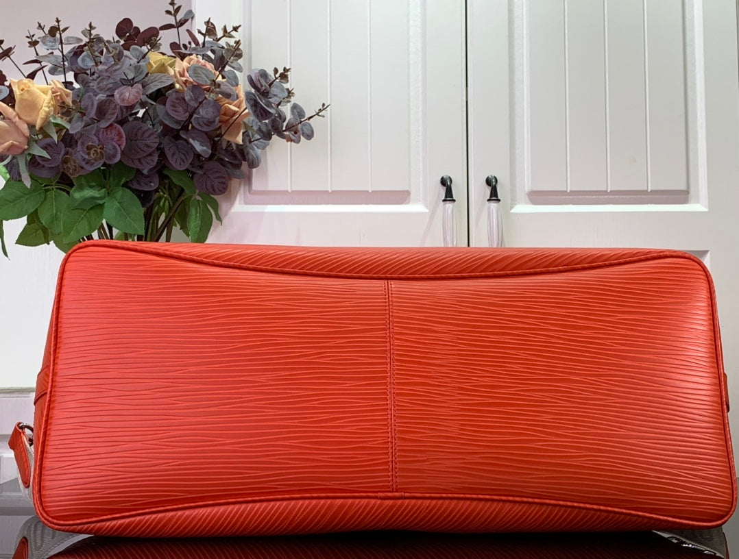 ＬＳ ＶＴＴＯＮ ALMA RED