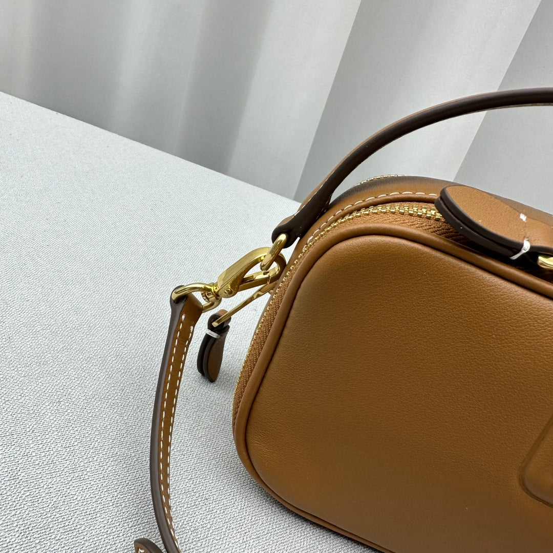 ＭＩ ＭＵ ARCADIE LEATHER BAG OAK