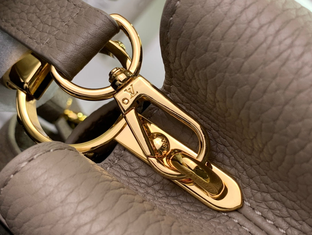 ＬＳ ＶＴＴＯＮ CAPUCINES BB MINI BLACK/UMBER/CREME