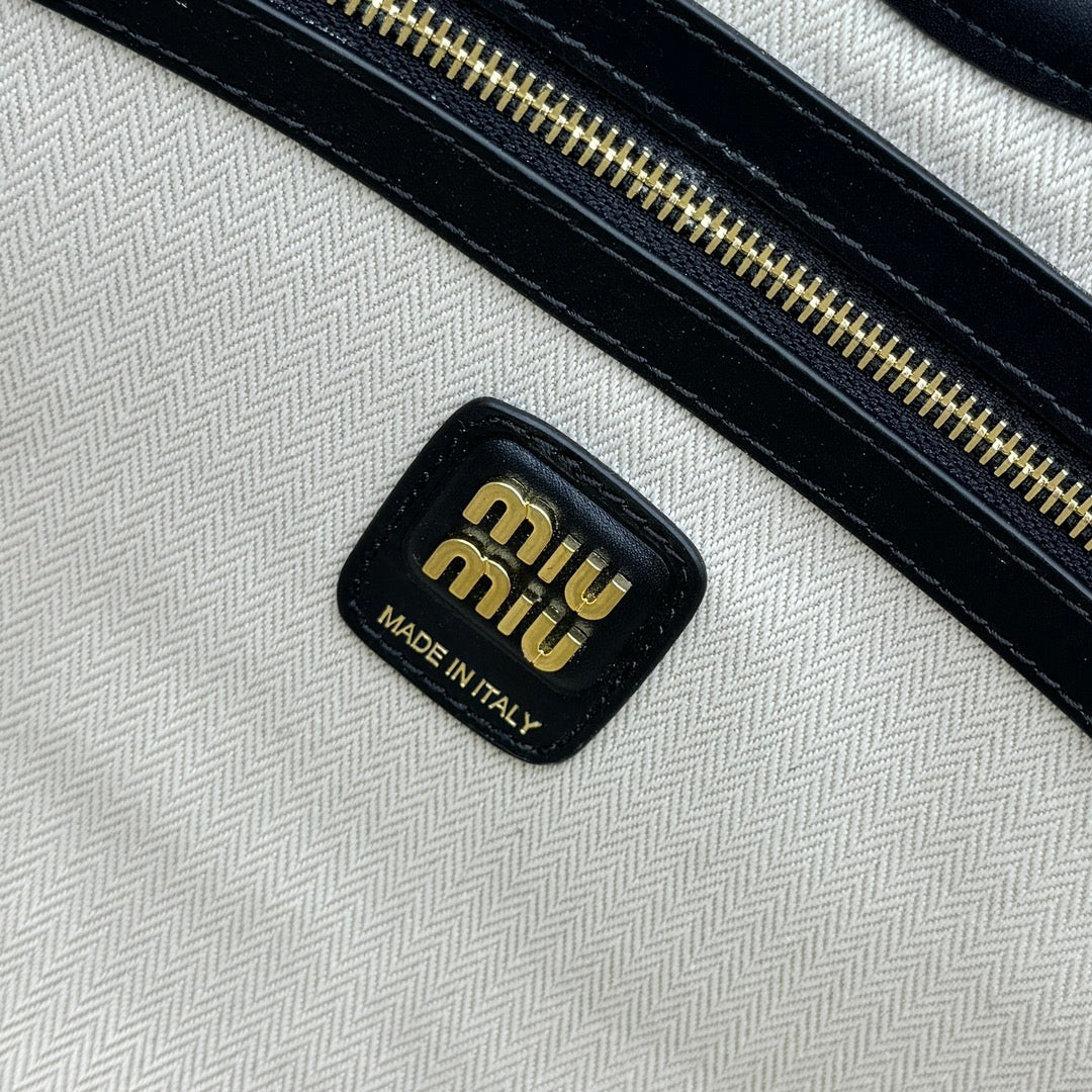 ＭＩ ＭＵ  IVY LEATHER PATCHWORK BAG BLACK