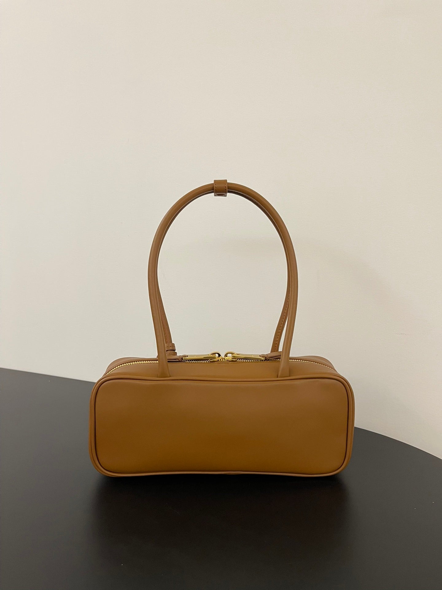 ＭＩ ＭＵ BEAU LEATHER BAG COGNAC SMALL