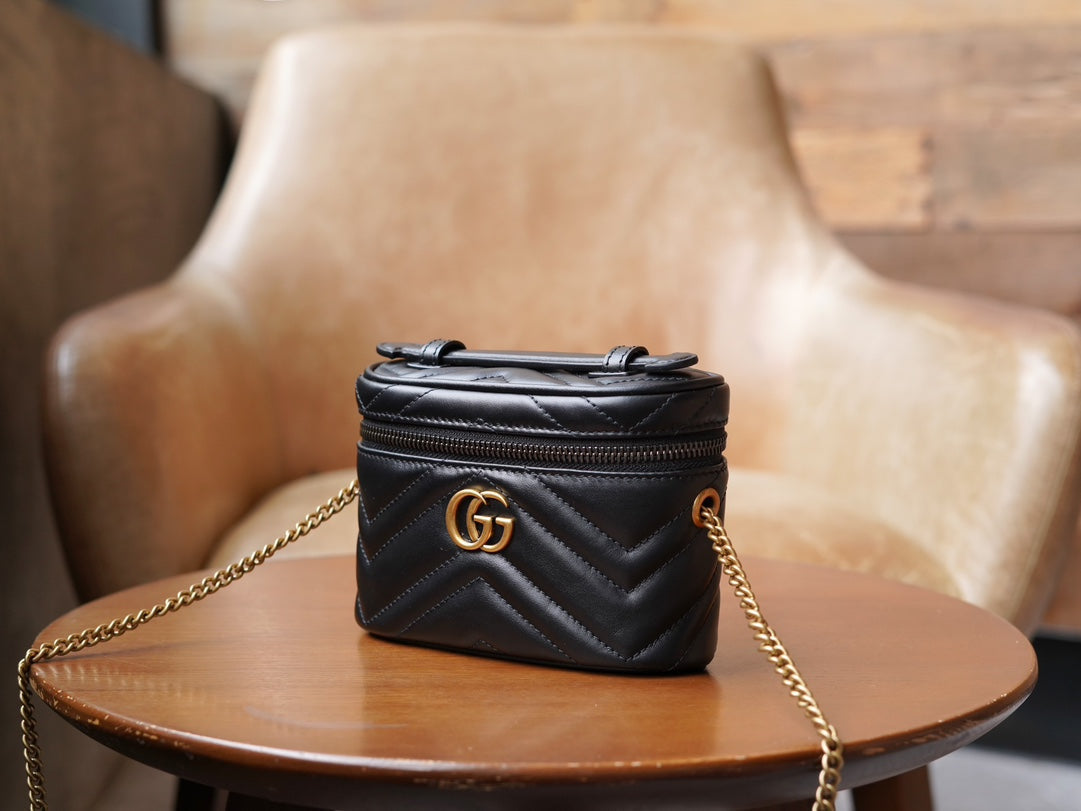 ＧＣＣＩGG MARMONT MINI TOP HANDLE BAG BLACK