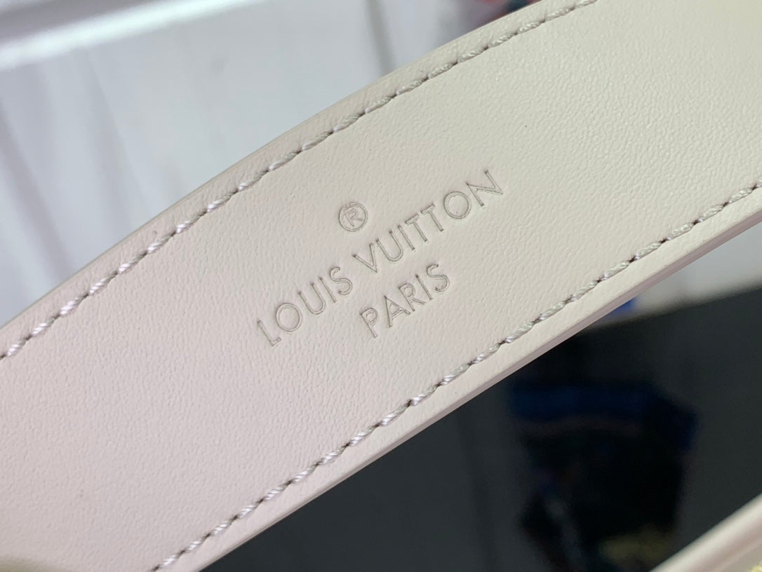 ＬＳ ＶＴＴＯＮ CARRYALL PM