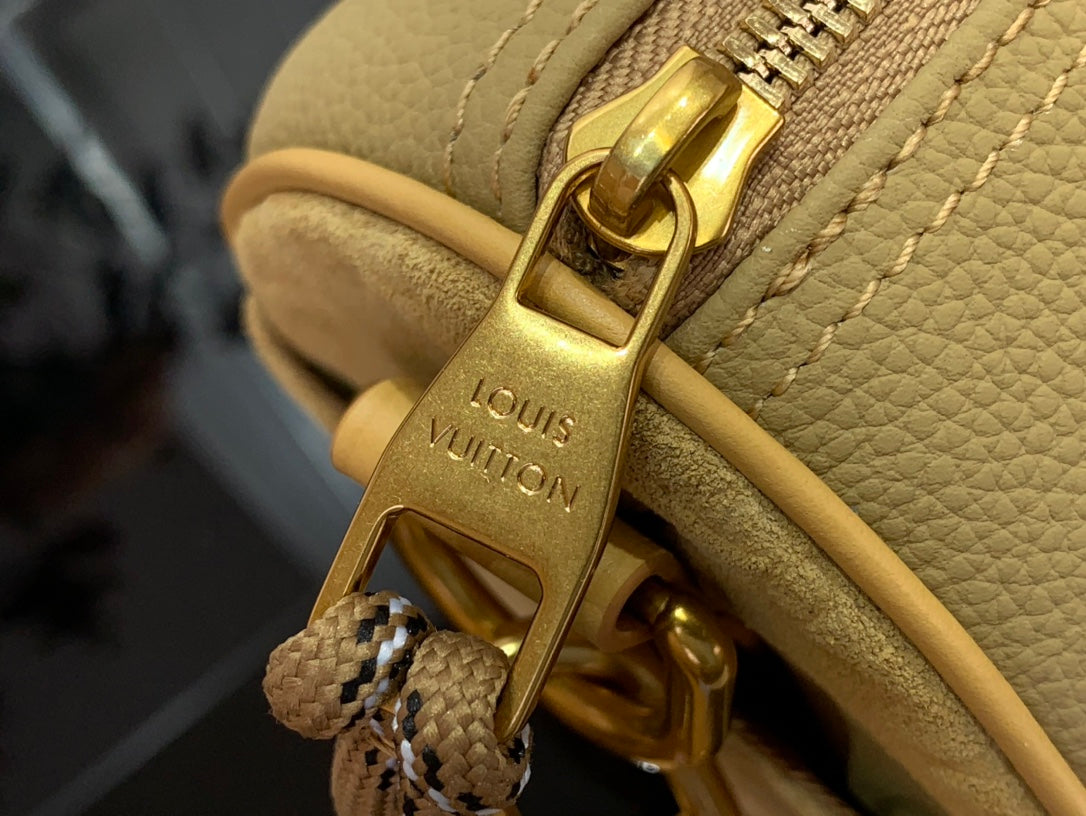 ＬＳ ＶＴＴＯＮ KEEPALL BANDOULIÈRE 25