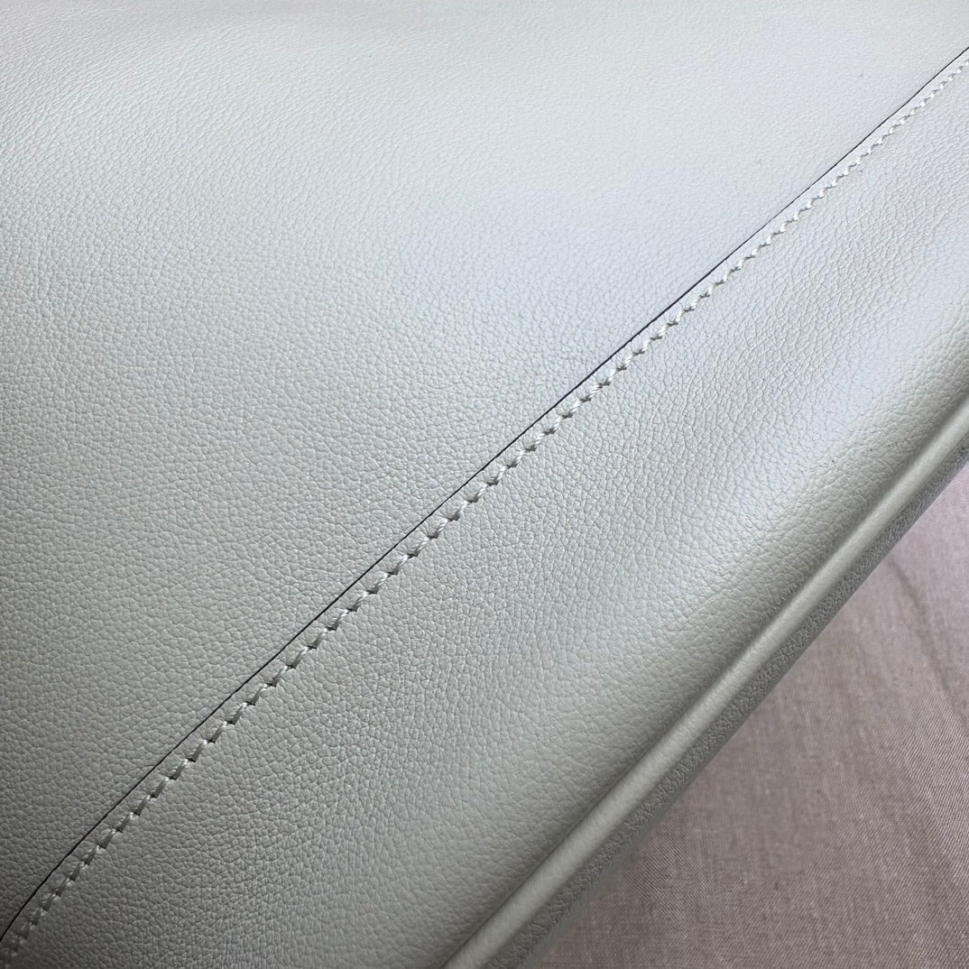 ＧＣＣＩDIANA LARGE TOTE BAG WHITE