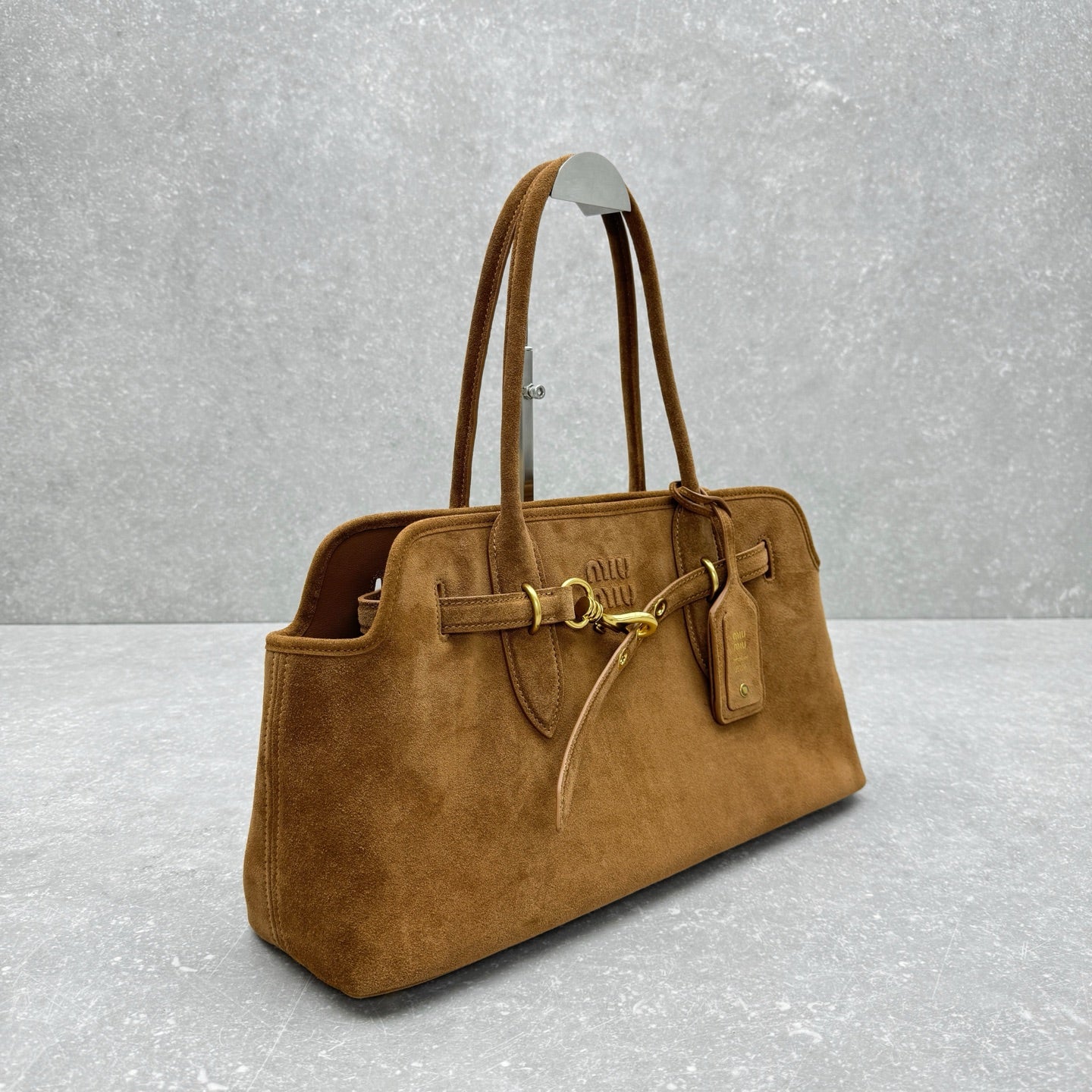 ＭＩ ＭＵ BOW DETAIL SUEDE HANDBAG OAK