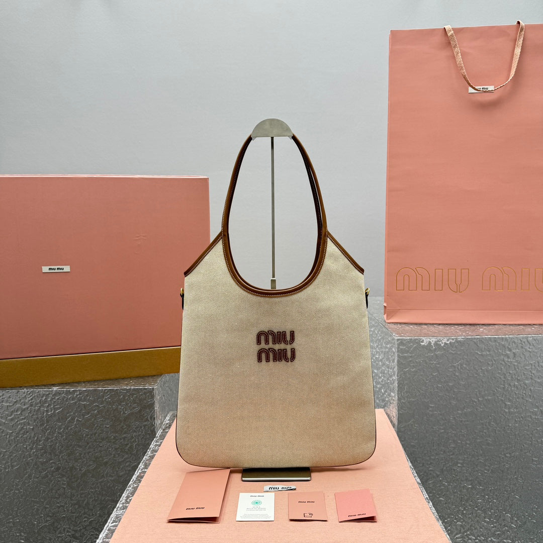 ＭＩ ＭＵ IVY CANVAS AND LEATHER TOTE BAG BEIGE/BRANDY