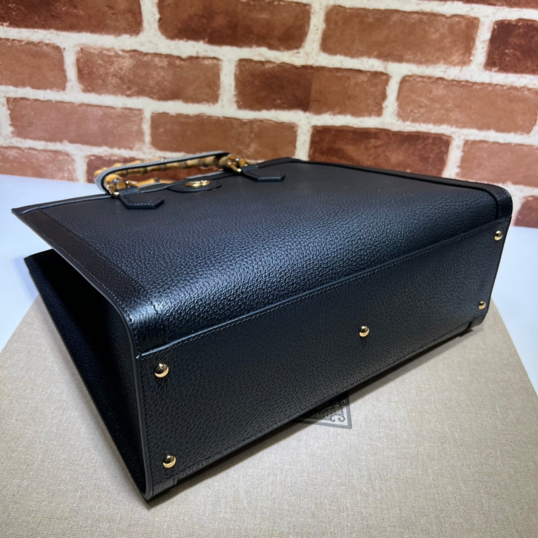 ＧＣＣＩDIANA LARGE TOTE BAG