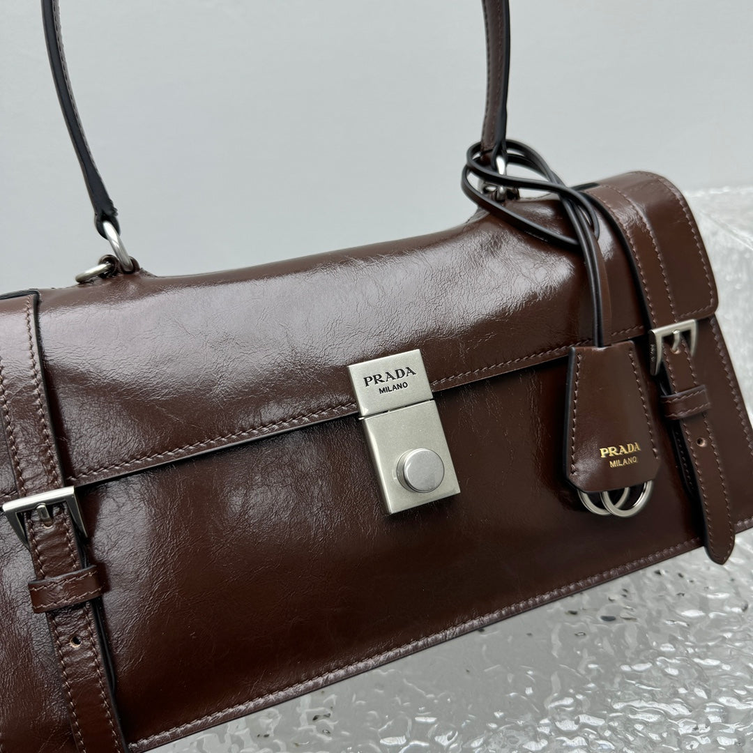 ＰＲＤＡ MEDIUM LEATHER HANDBAG DARK BROWN