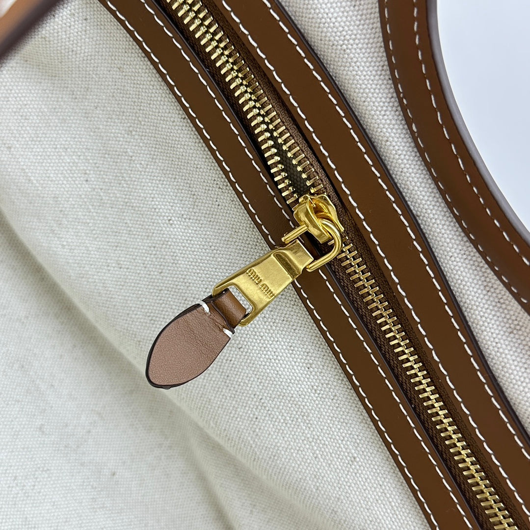 ＭＩ ＭＵ IVY CANVAS AND LEATHER TOTE BAG BEIGE/BRANDY
