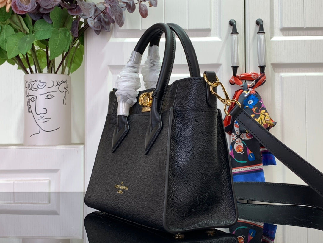 ＬＳ ＶＴＴＯＮ ON MY SIDE PM BLACK