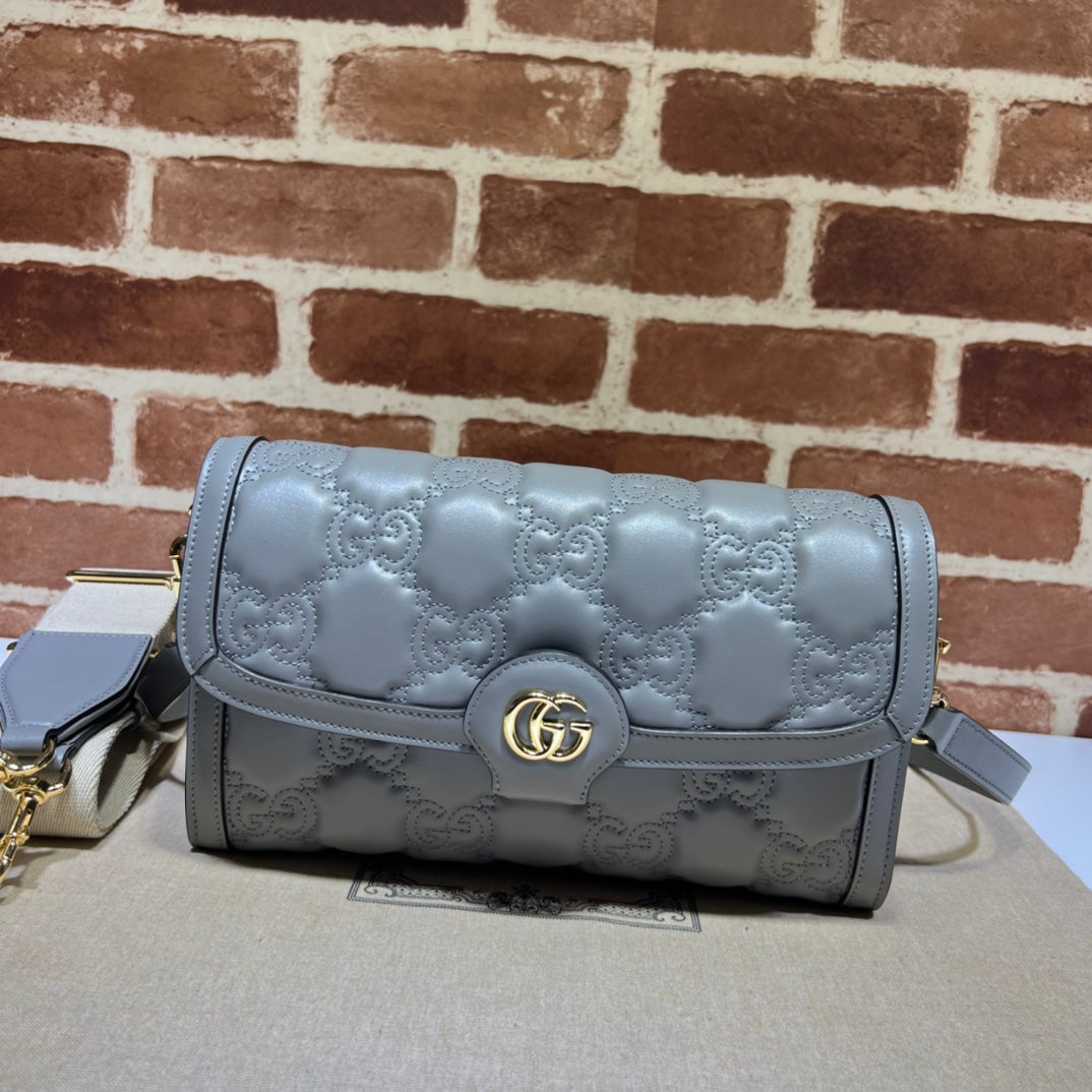 ＧＣＣＩGG MATELASSE BAG GREY