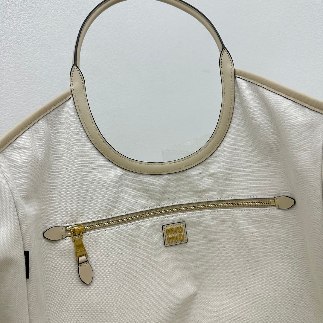 ＭＩ ＭＵ  IVY LEATHER BAG SOY GREEN