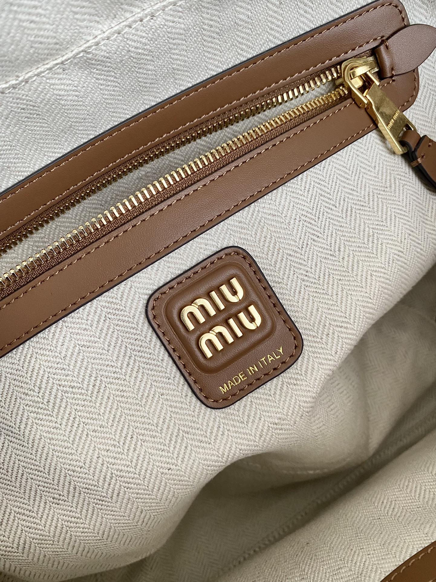 ＭＩ ＭＵ COGNAC LEATHER PATCHWORK BEAU BAG