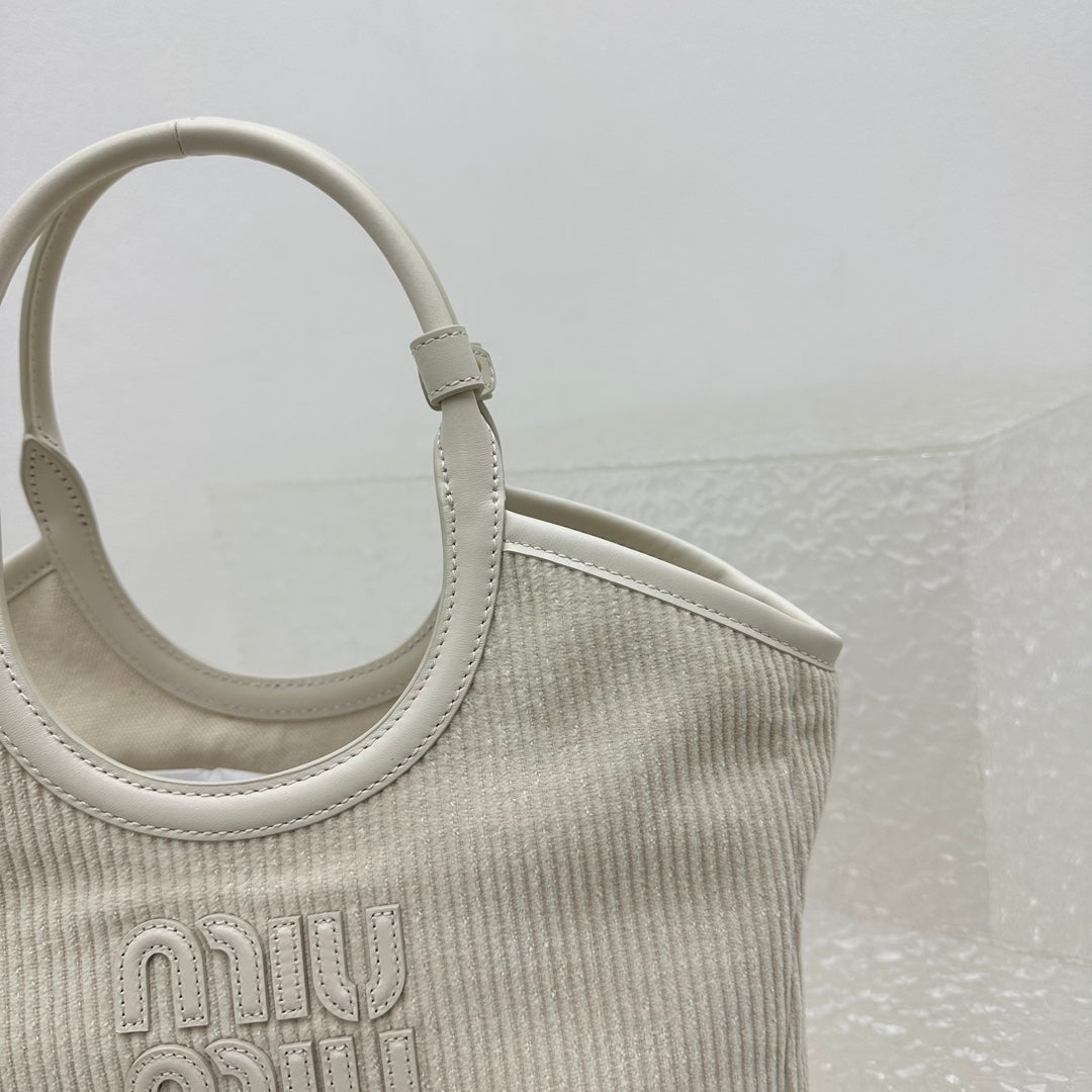 ＭＩ ＭＵ IVY CORDUROY HANDBAG CHALK