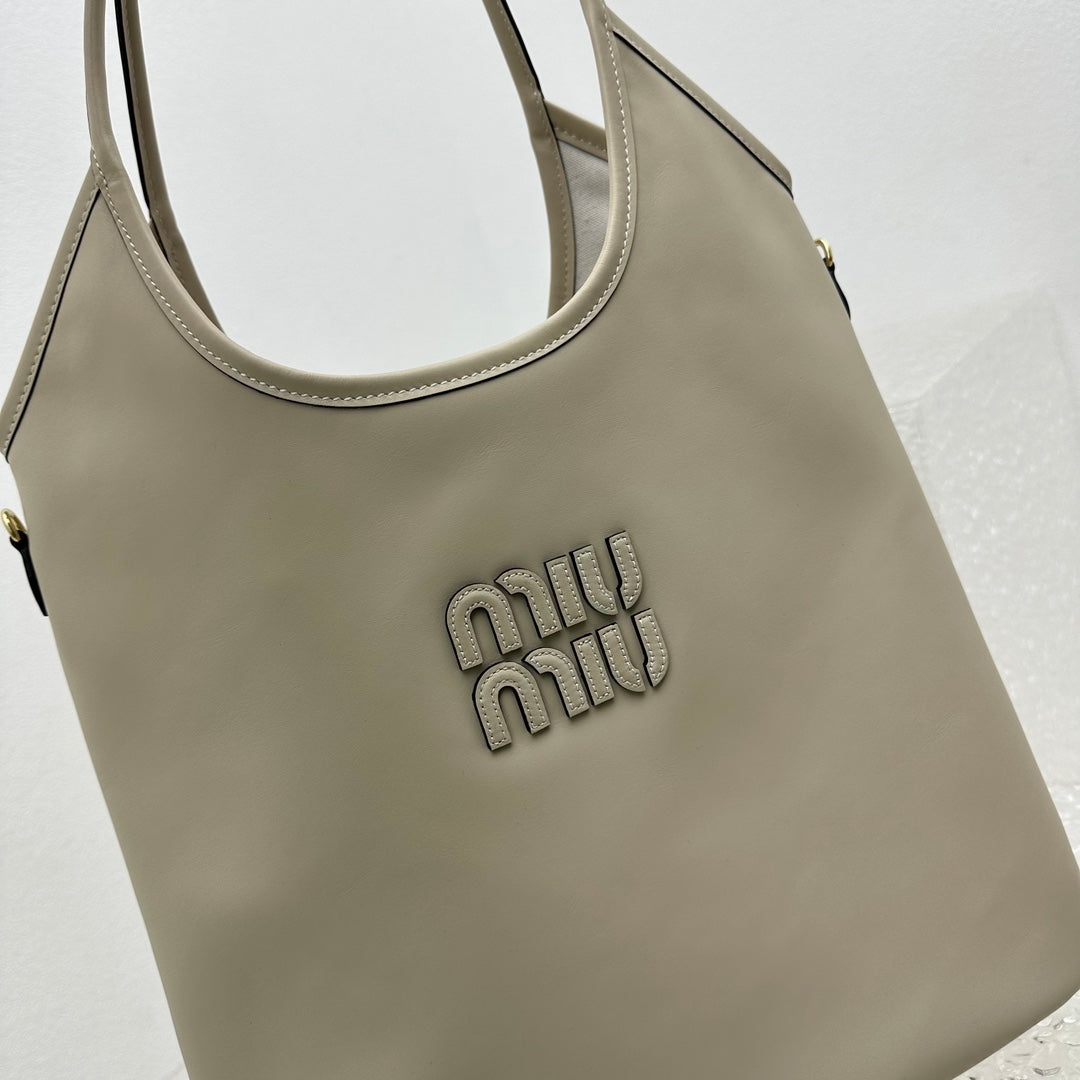 ＭＩ ＭＵ IVY LEATHER BAG CLAY GREY