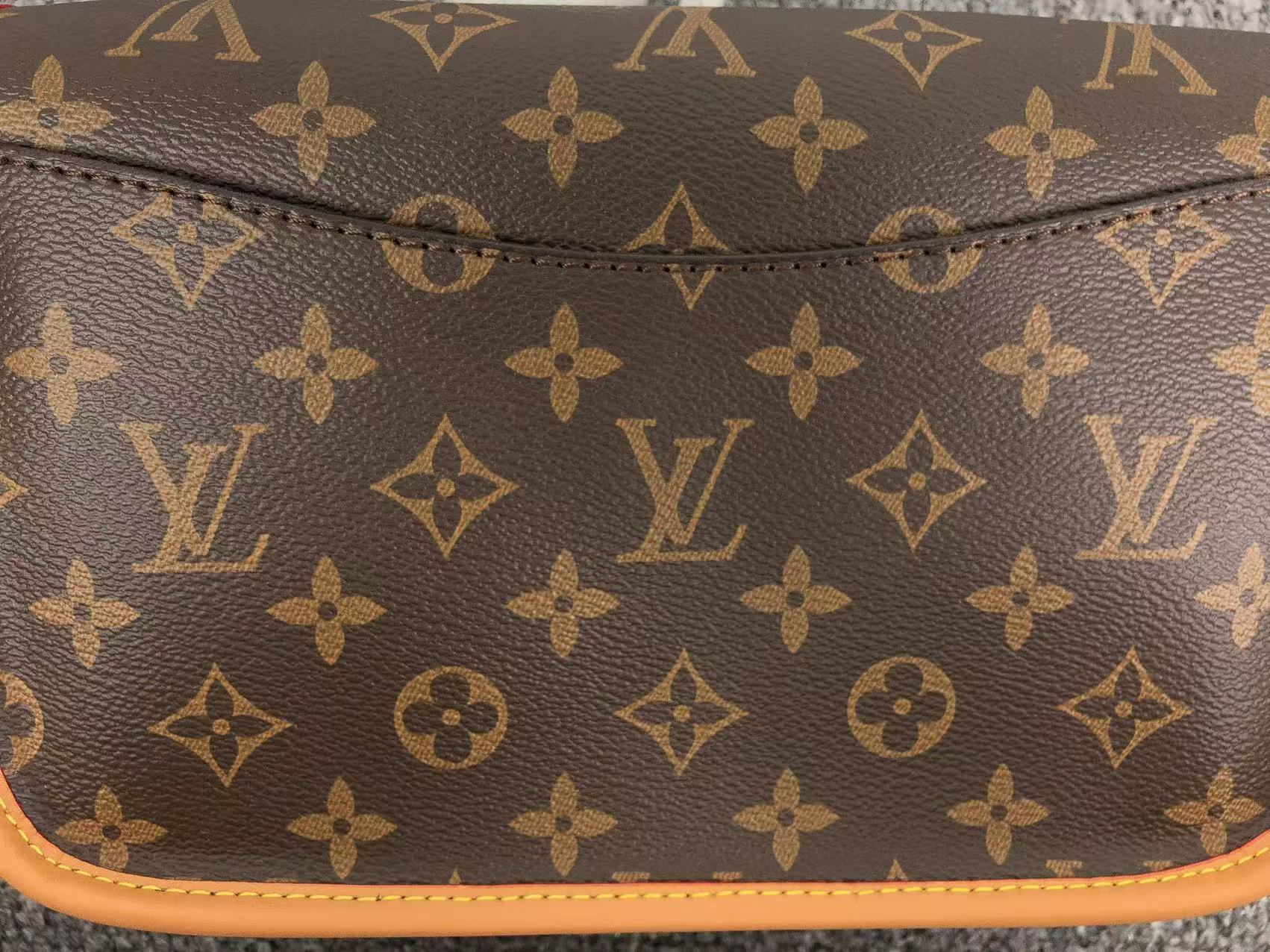 ＬＳ ＶＴＴＯＮ DIANE SATCHEL BAG BROWN