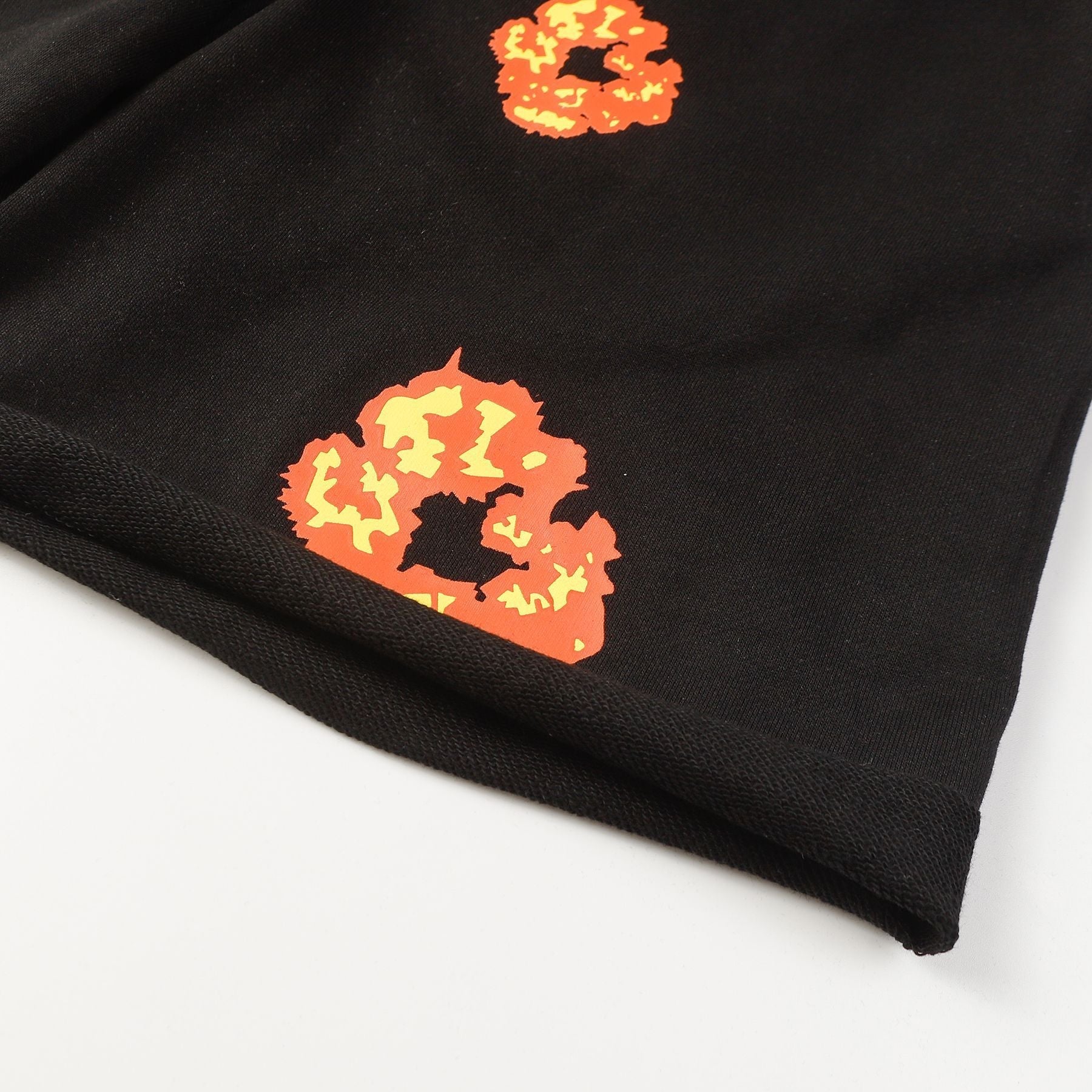 Denim Tears Outfit:T Shirt/Shorts (Separate Purchase Options) Flame Short Sleeve T-shirt Sports Casual Shorts Suit