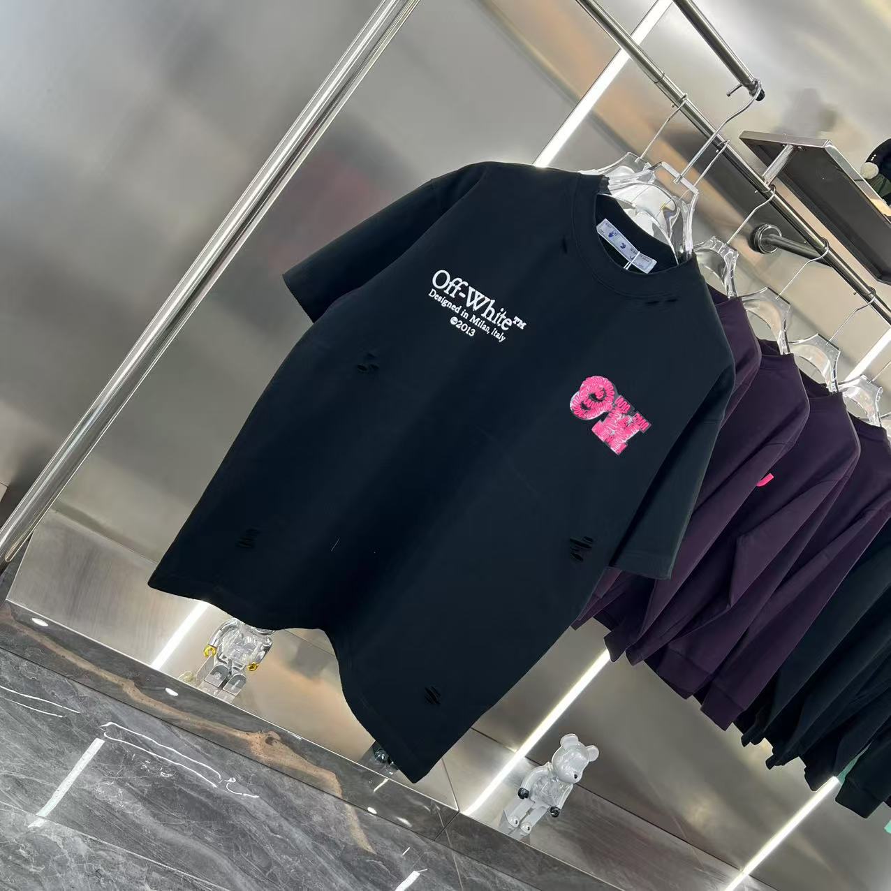 Off White T Shirts OW Ripped Foam Arrow Crew Neck Pullover Short Sleeves