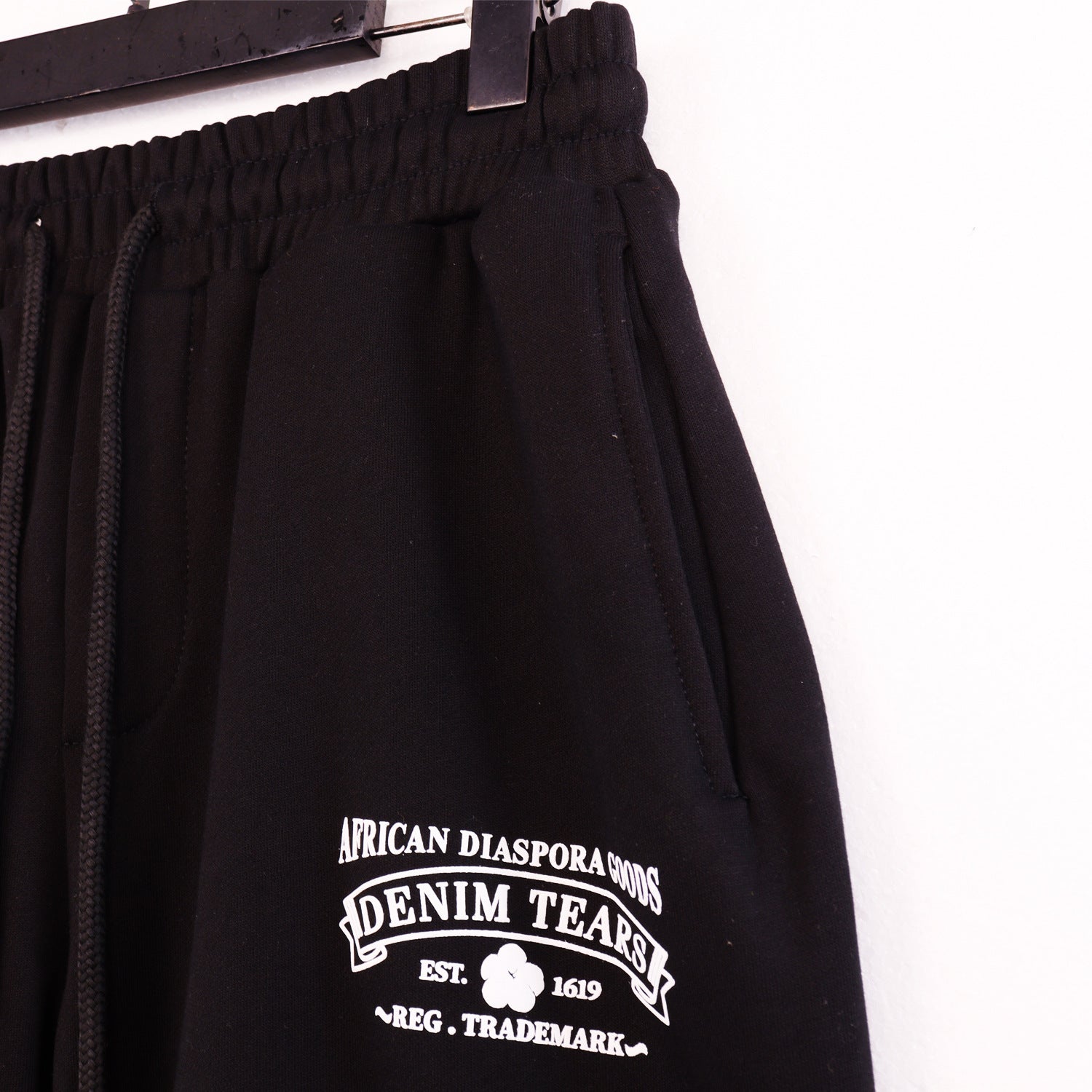 Denim Tears Outfit:T Shirt/Shorts (Separate Purchase Options) Short Sleeve T-shirt Men and Women Sports Shorts Suit