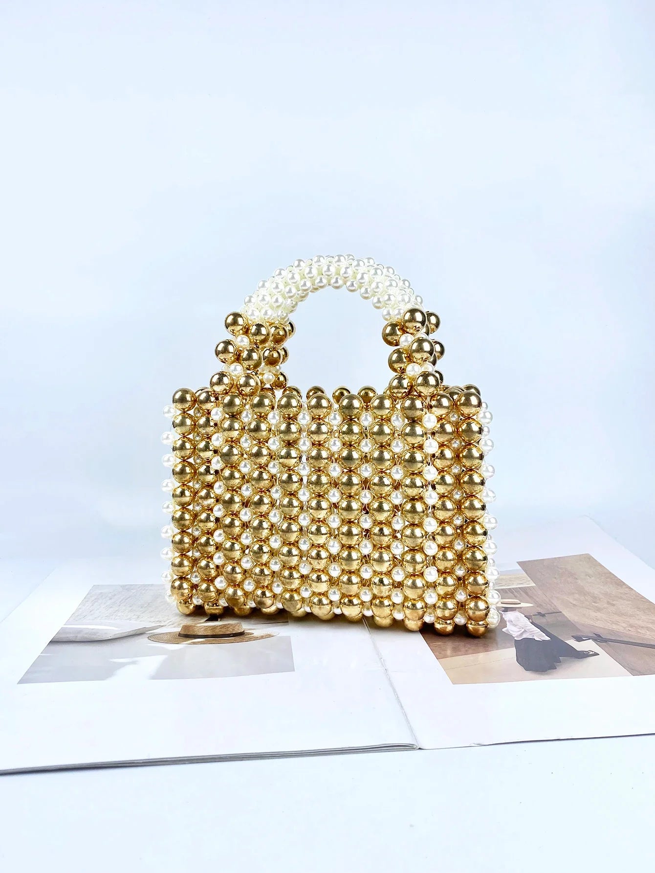 Advanced mobile phone bag with gold round beads, acrylic handheld beaded handmade women's bag, fashionable casual dinner bag