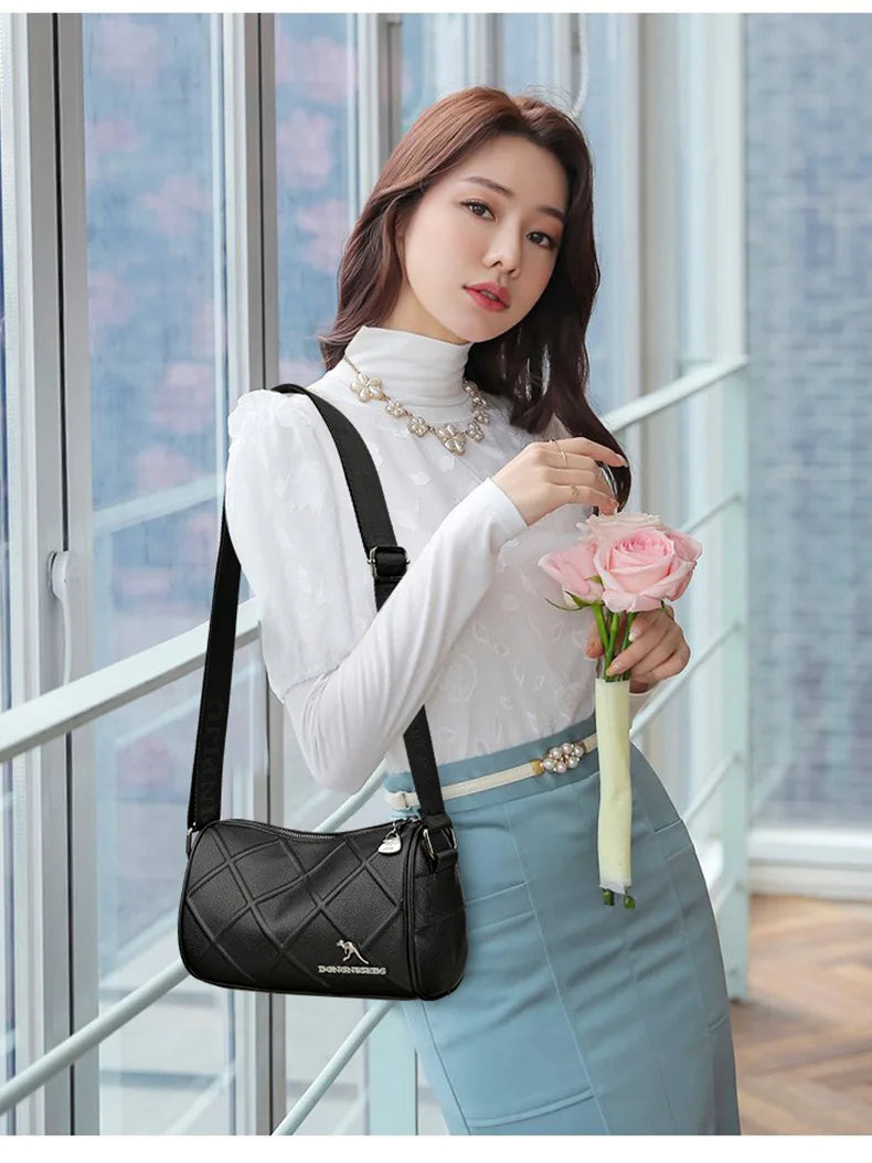 Trendy Chic Pearl Mini Pearl Lipstick Beaded Purse