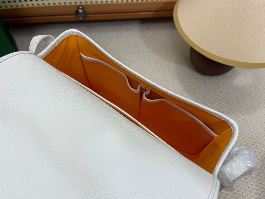 ＧＹＲＤ BELVEDERE MESSENGER CROSSBODY BAG WHITE