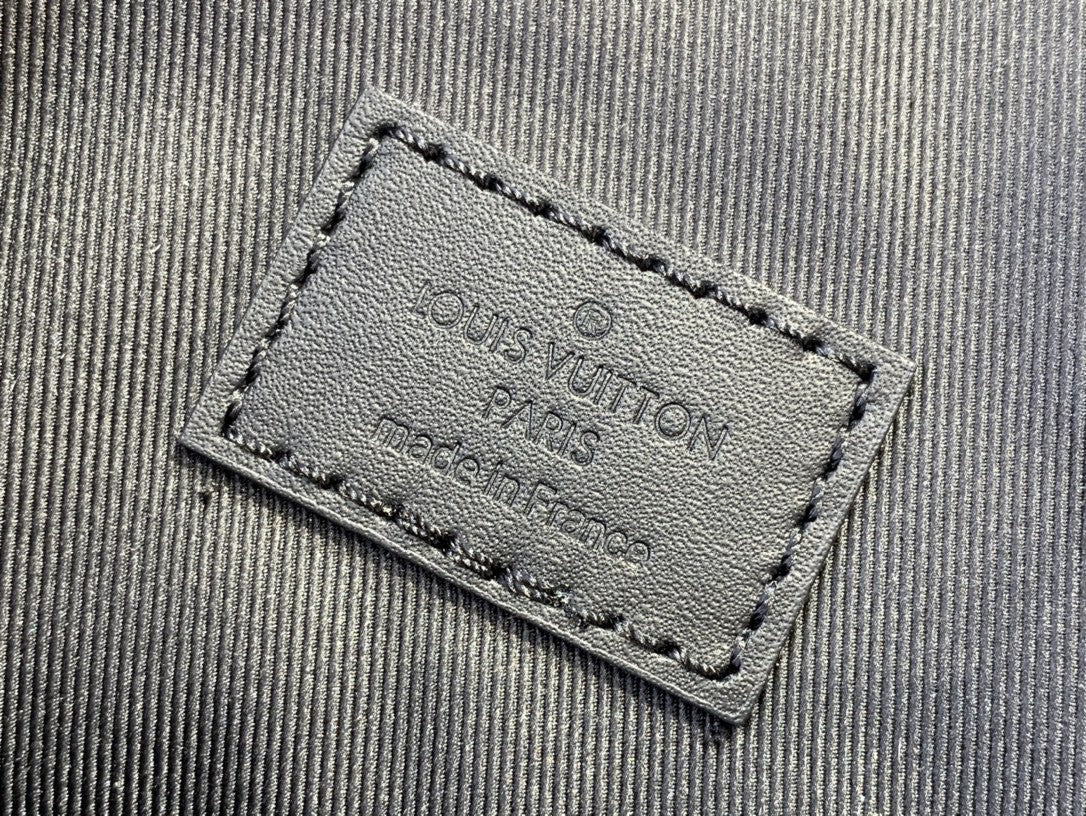 ＬＳ ＶＴＴＯＮ MONOGRAM ECLIPSE REVERSE PM GRAY