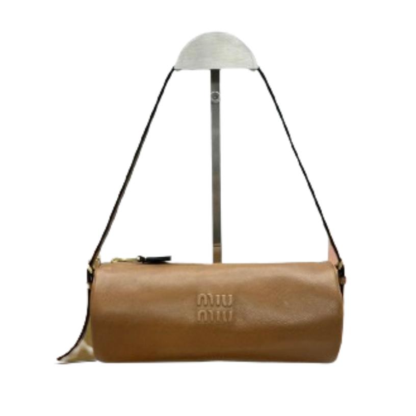 ＭＩ ＭＵ NAPPA LEATHER POUCH OAK