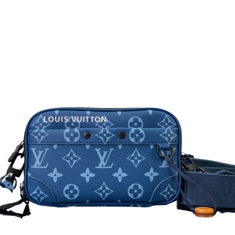 ＬＳ ＶＴＴＯＮ TOILETRY POUCH