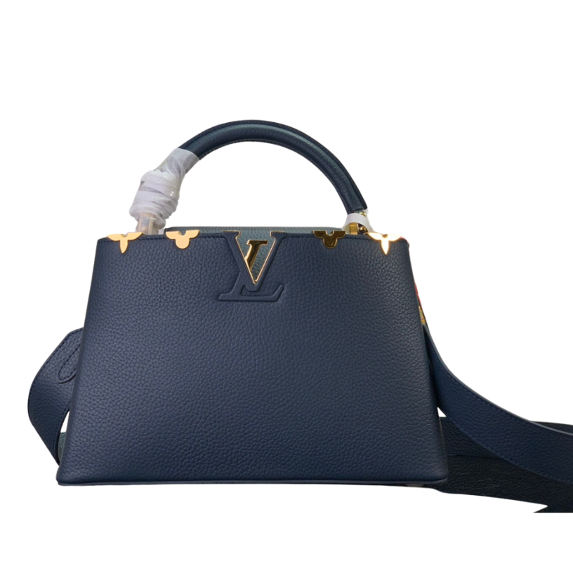 ＬＳ ＶＴＴＯＮ CAPUCINES MM BAG