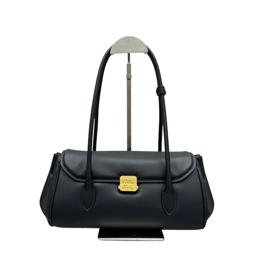 ＭＩ ＭＵ  LEATHER SHOULDER BAG BLACK