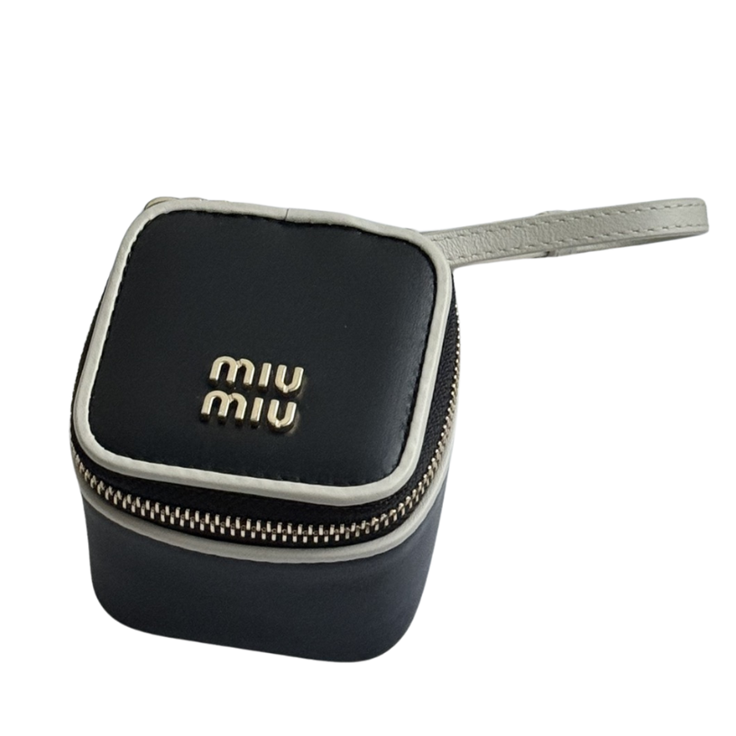 ＭＩ ＭＵ TRICK KEYRING BLACK