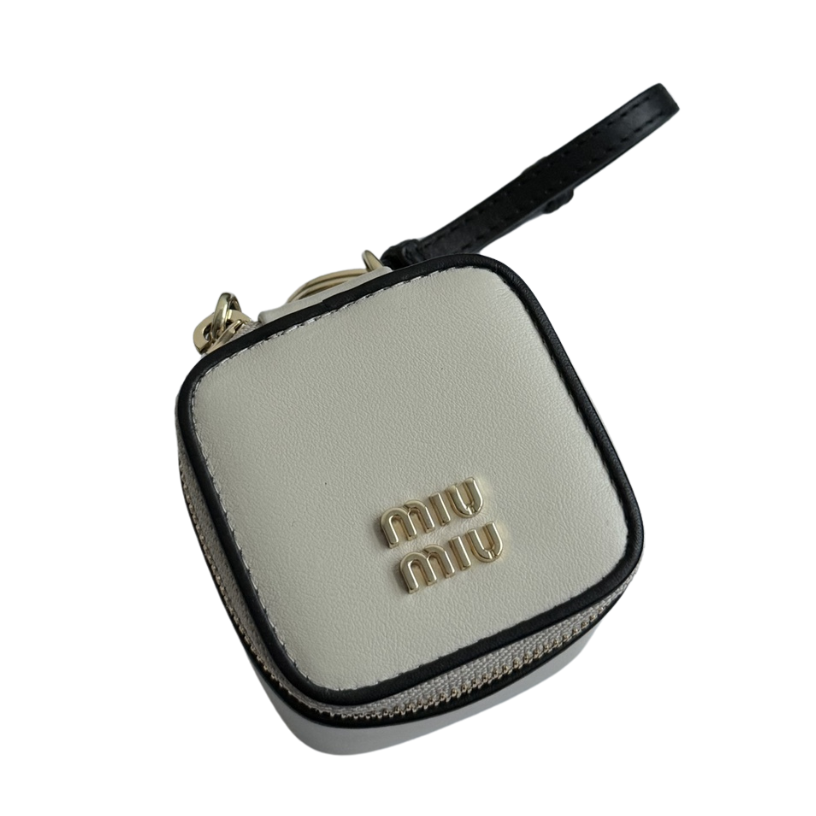 ＭＩ ＭＵ TRICK KEYRING WHITE