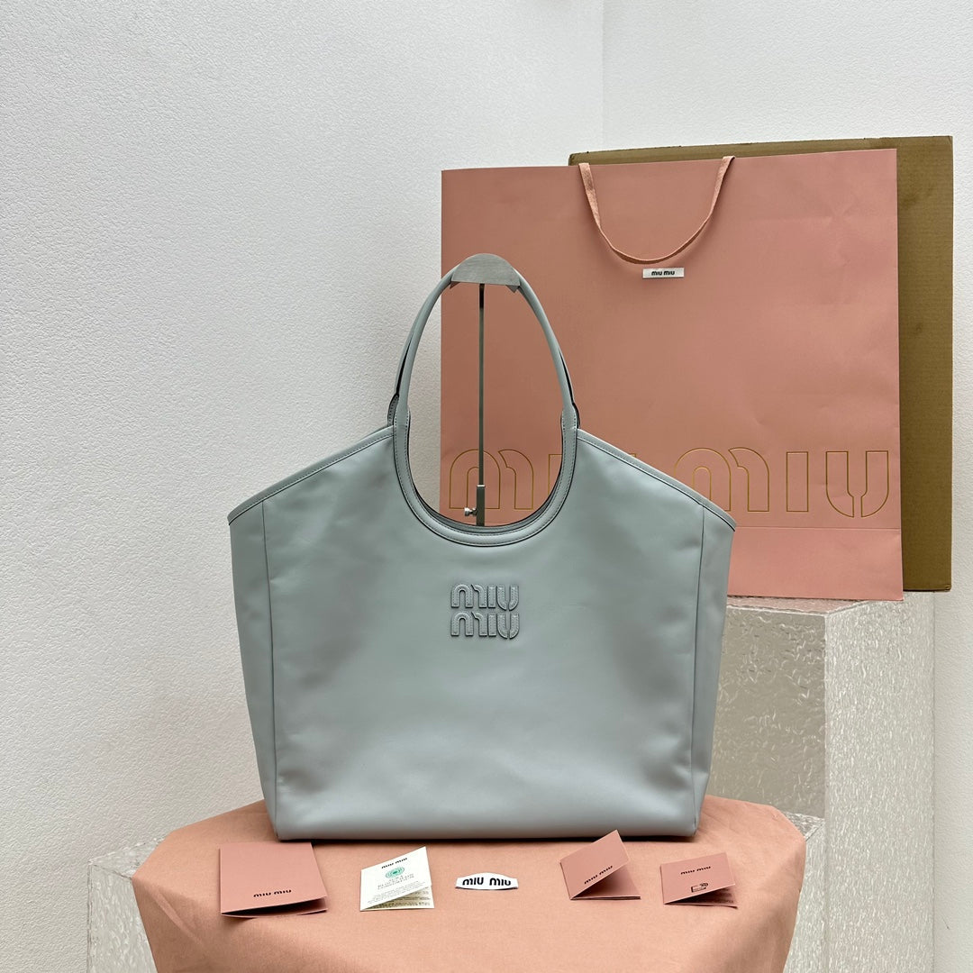 ＭＩ ＭＵ  IVY LEATHER BAG CORNFLOWER