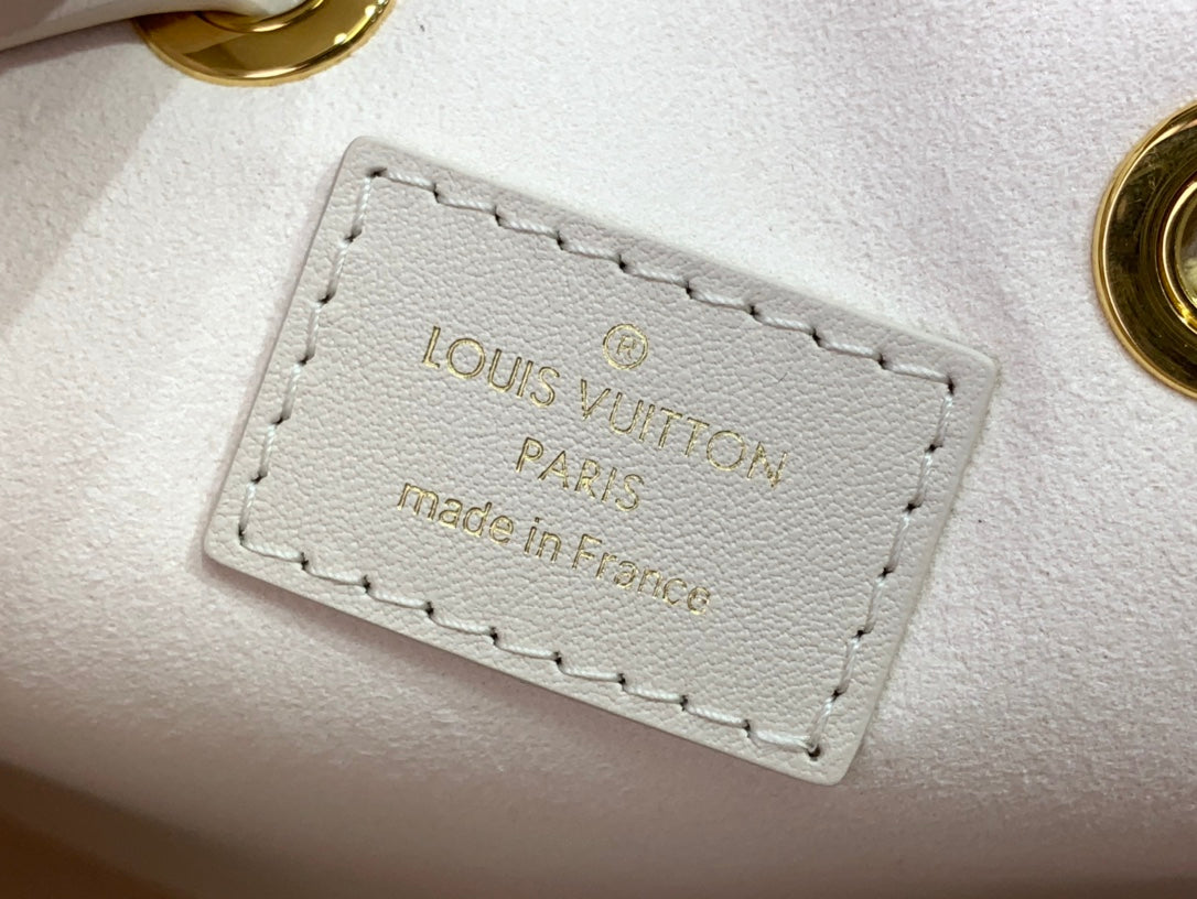 ＬＳ ＶＴＴＯＮ NÉONOÉ BB