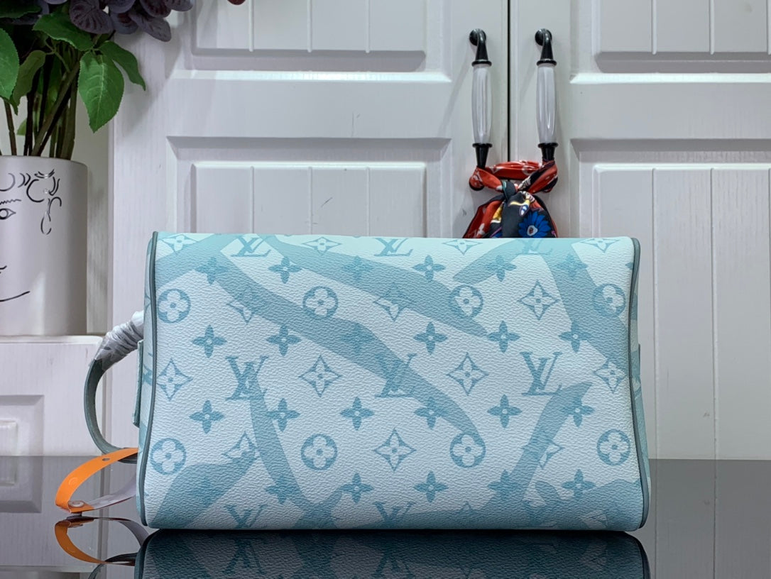 ＬＳ ＶＴＴＯＮ DOPP KIT TOILETRY BAG CRYSTAL BLUE