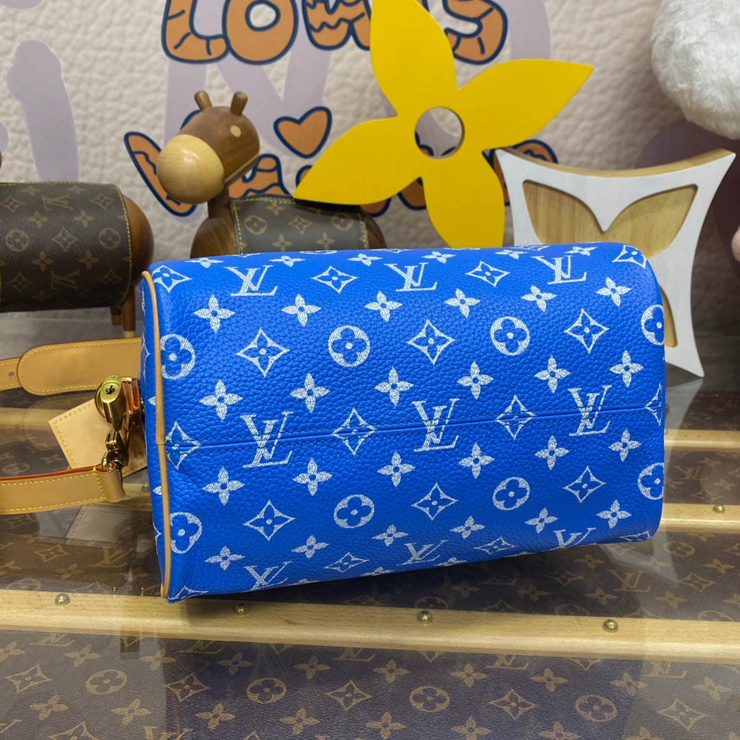 ＬＳ ＶＴＴＯＮ SPEEDY P9 BANDOUILIÈRE 25 BLUE