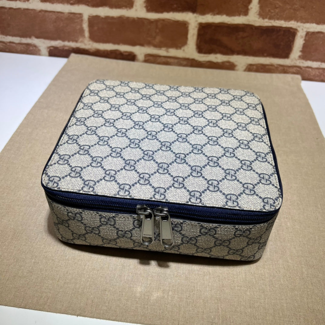 ＧＣＣＩGG PACKING CUBE MEDIUM