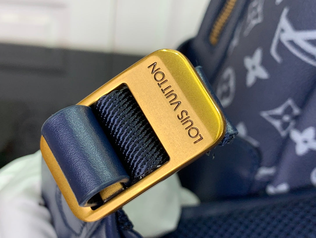 ＬＳ ＶＴＴＯＮ BACKPACK