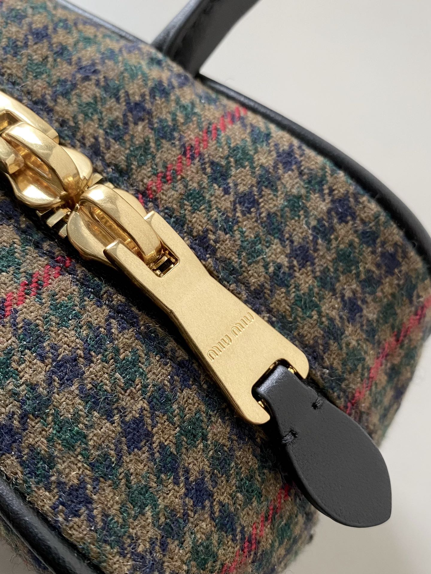 ＭＩ ＭＵ BEAU TARTAN TOP HANDLE BAG