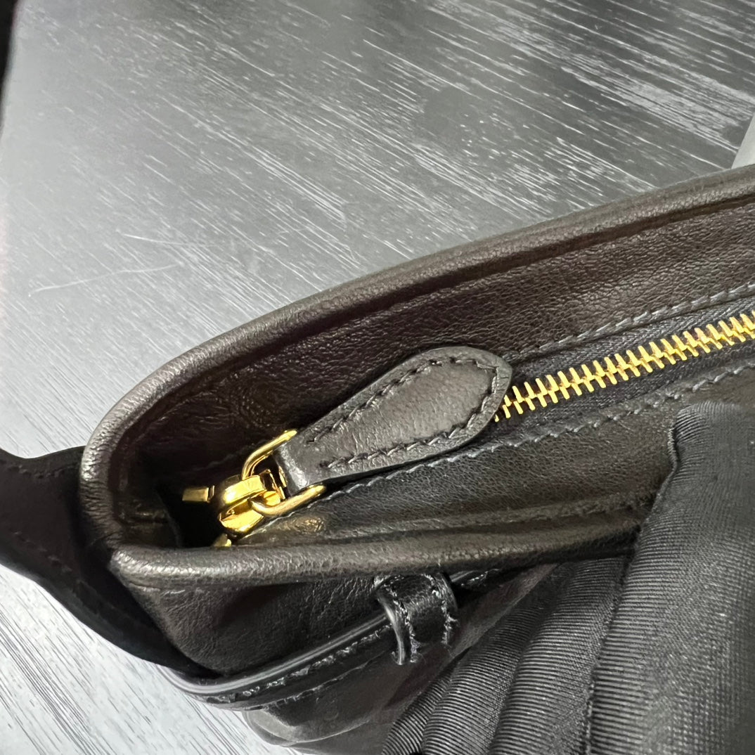 ＭＩ ＭＵ AVENTURE NAPPA LEATHER BAG