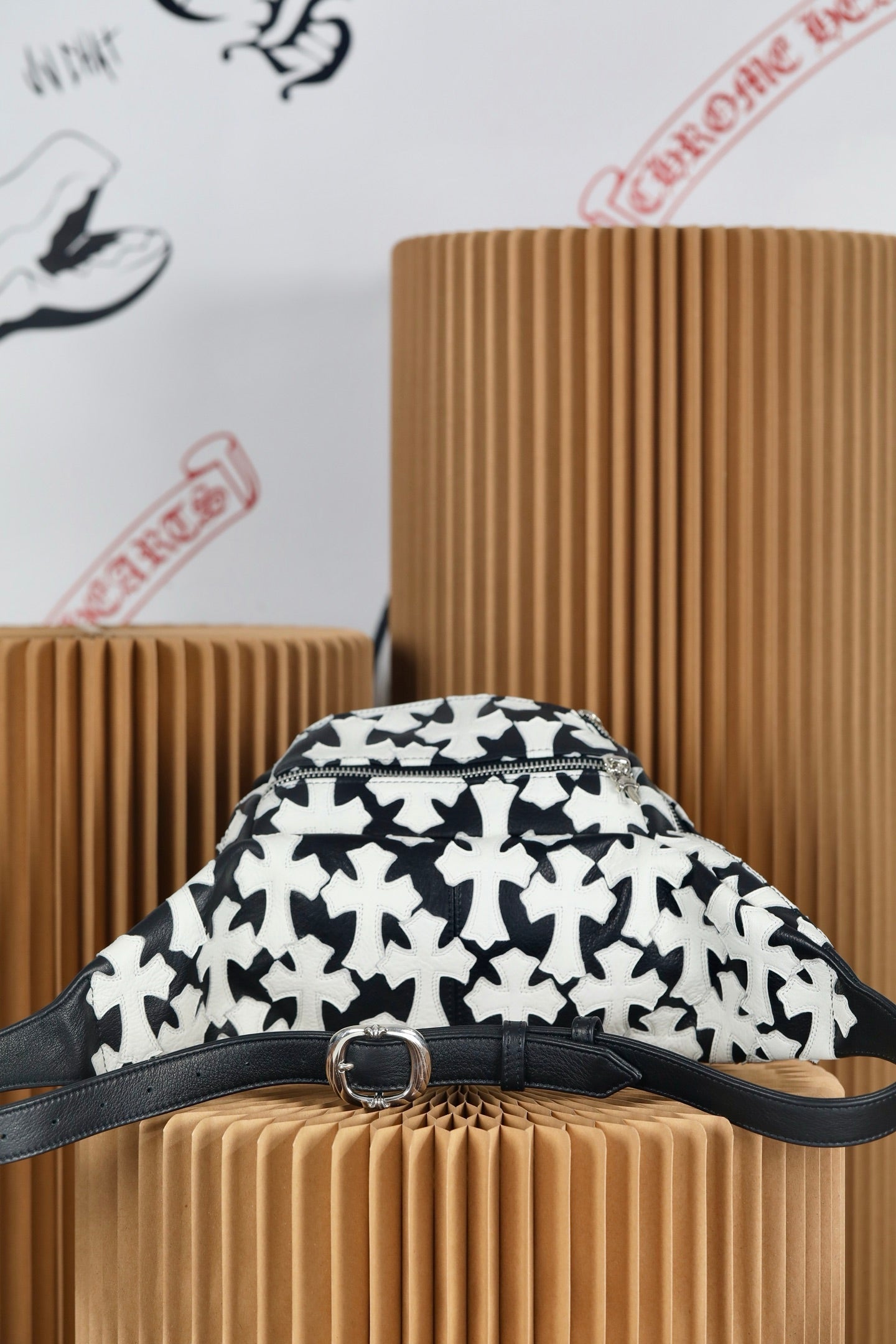 ＣＨＲＭ ＨＲＴＳ WHITE CROSS PATCH SNAT PACK BLACK