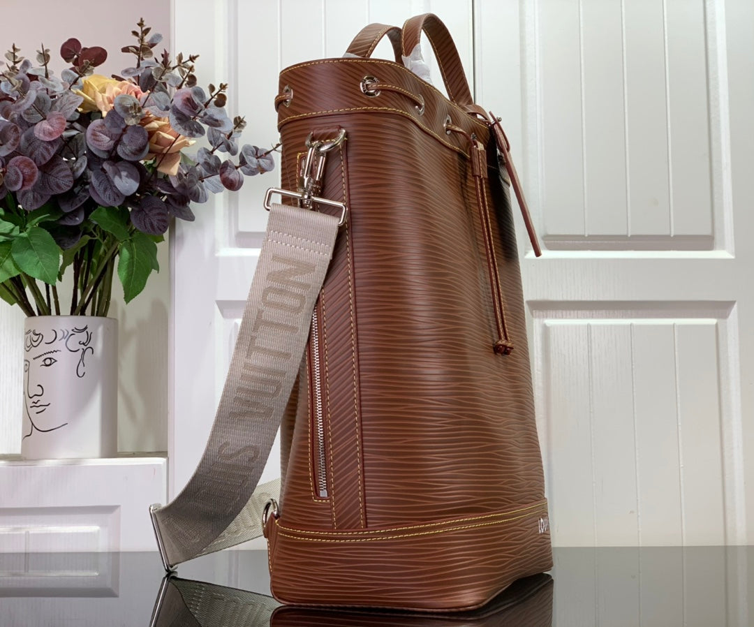 ＬＳ ＶＴＴＯＮ MAXI NOÉ SLING BROWN