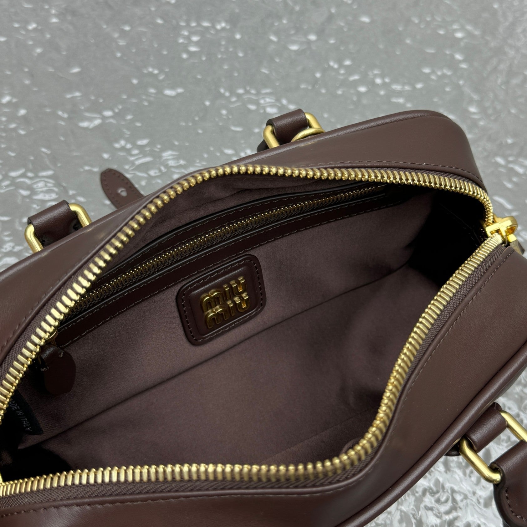 ＭＩ ＭＵ ARCADIE LEATHER BAG BRIARWOOD